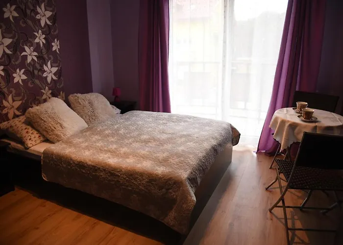 בית אירוח Nestor Ii *