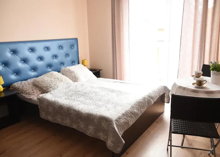 בית אירוח Nestor Ii *